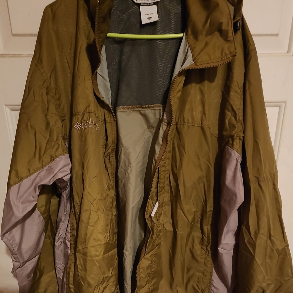 Columbia Windbreaker Size XL
